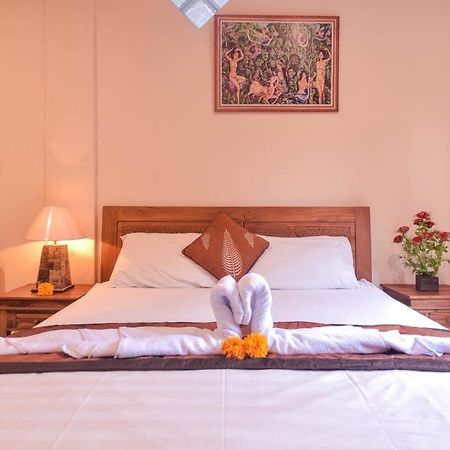Kamar Suci House Hotel Ubud  Bagian luar foto