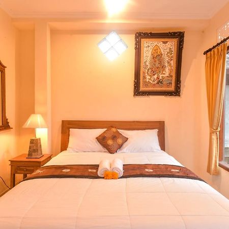 Kamar Suci House Hotel Ubud  Bagian luar foto