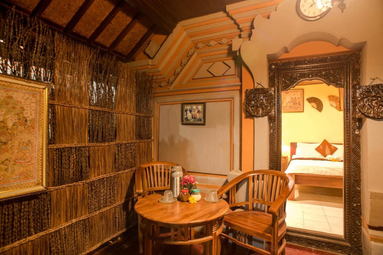 Kamar Suci House Hotel Ubud  Bagian luar foto